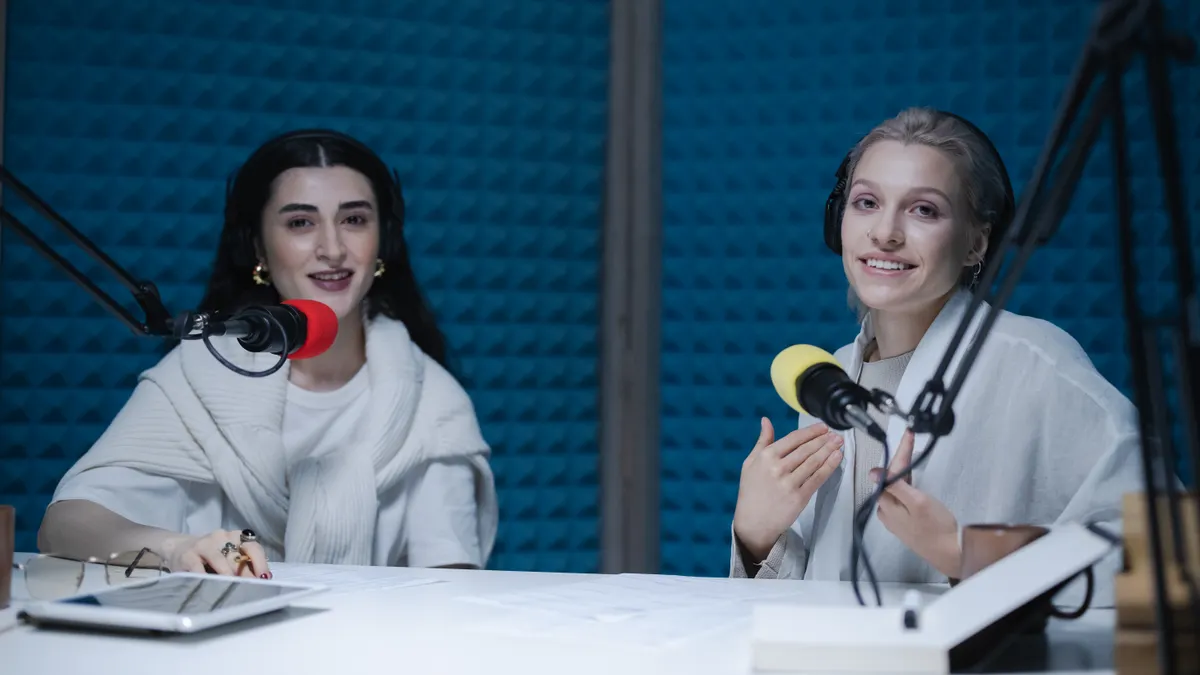 How to Get Links from Podcasts, Interviews, and Media Features — Dynamic Female Podcasters in a Professional Studio